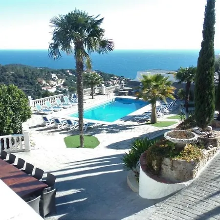 Sant Eloi Sleeps 20 Pool Wifi